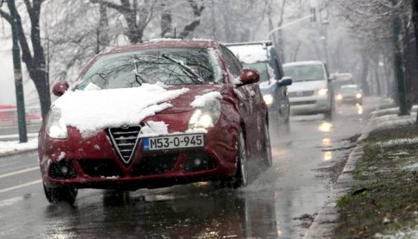 U Bosni oblačno sa snijegom, u Hercegovini kiša | RTV7