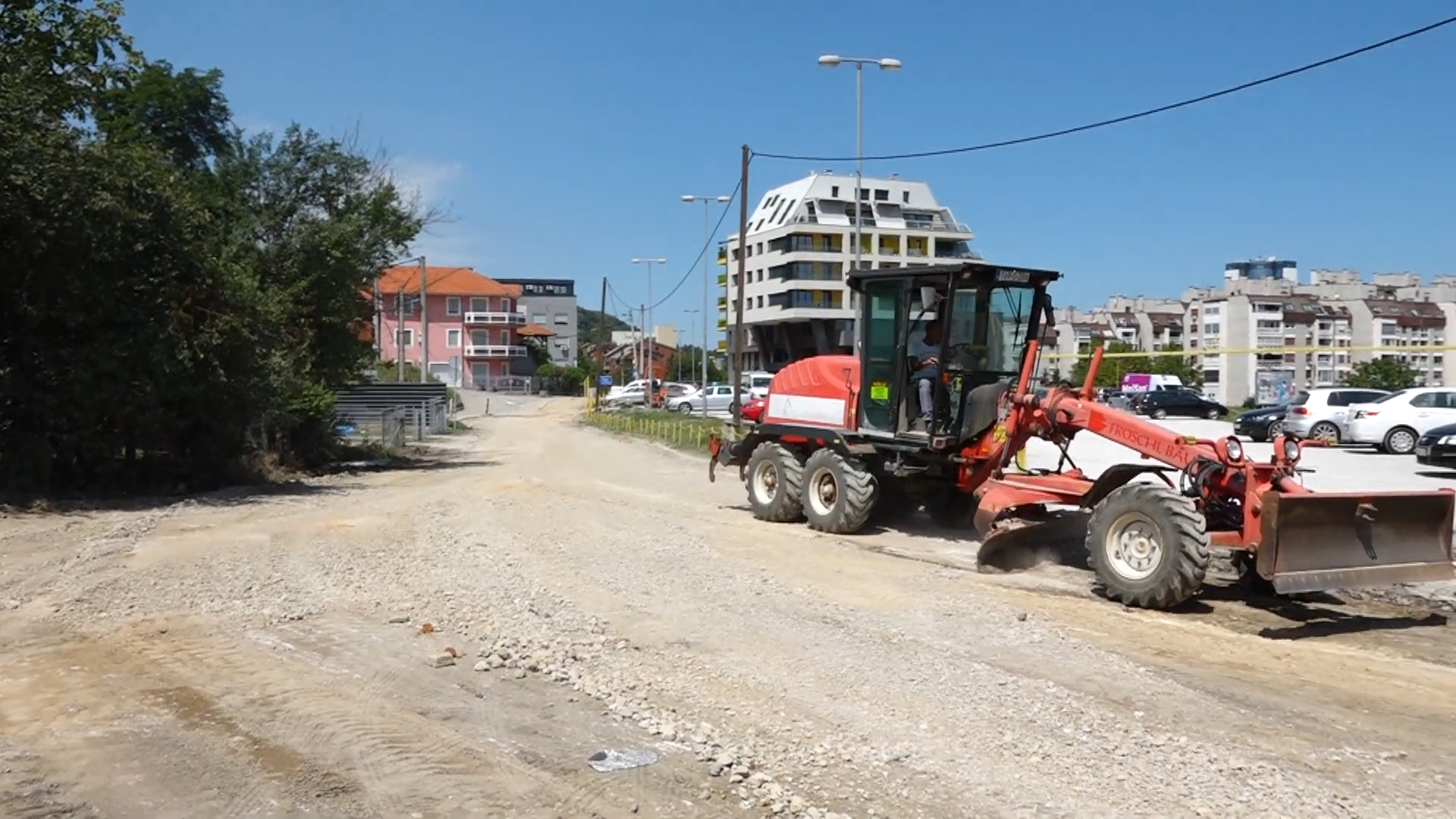 (Video) MZ Ši Selo: Radovi na asfaltiranju prekopa i pripreme za kružni tok | RTV7